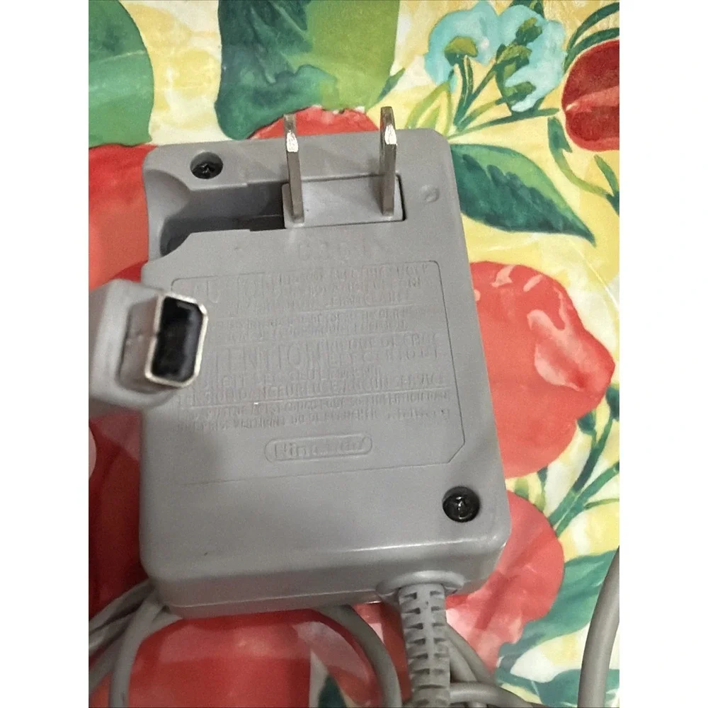 Nintendo WAP-002 Wall Charger for Nintendo DS/3DS/2DS XL - Gray